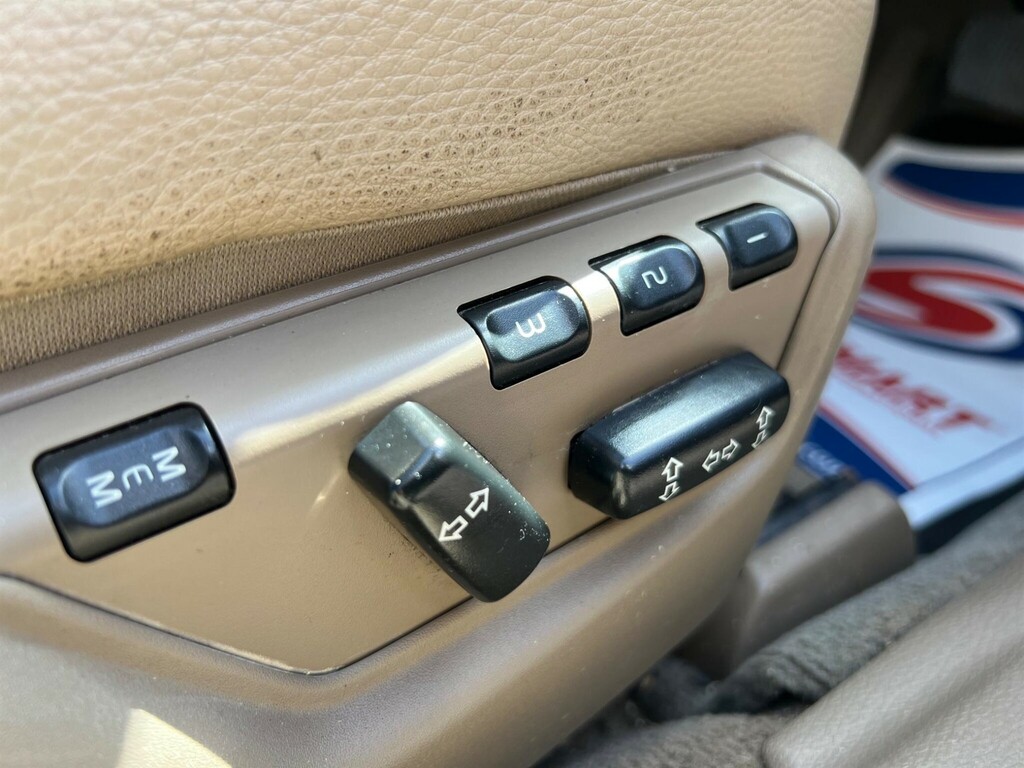 Volvo V70 Blue #23