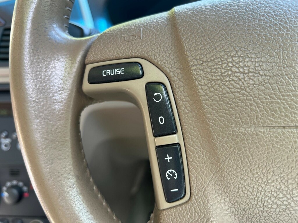 Volvo V70 Blue #27
