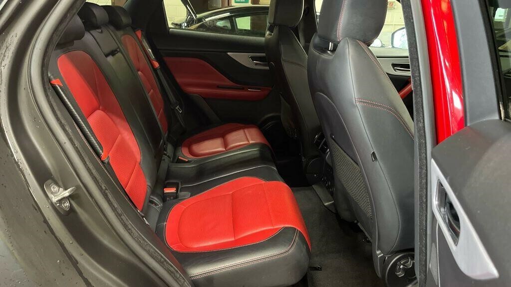 Jaguar F-Pace 2.0D R-sport Awd Black #10