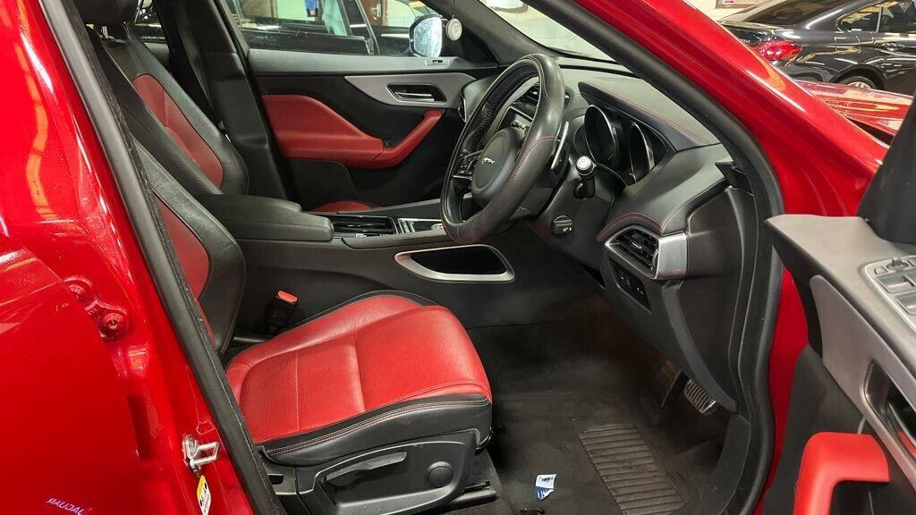 Jaguar F-Pace 2.0D R-sport Awd Black #11