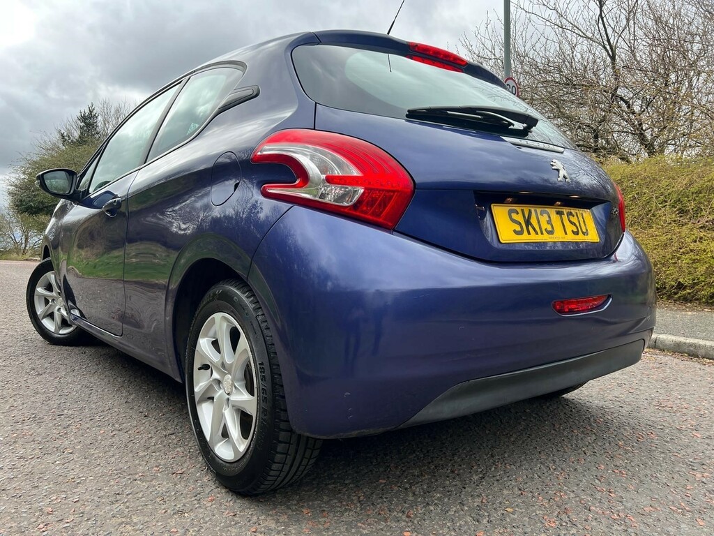 Peugeot 208 Hatchback Active Silver #30