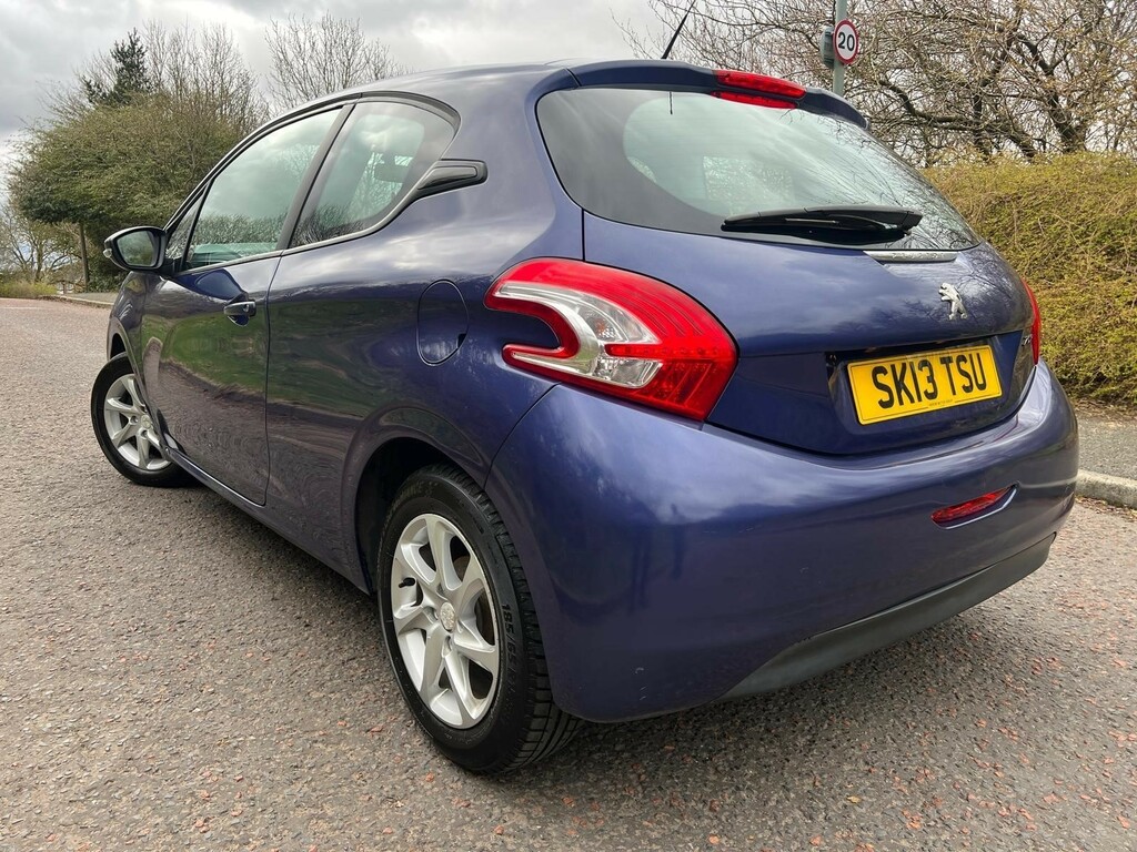 Peugeot 208 Hatchback Active Silver #32