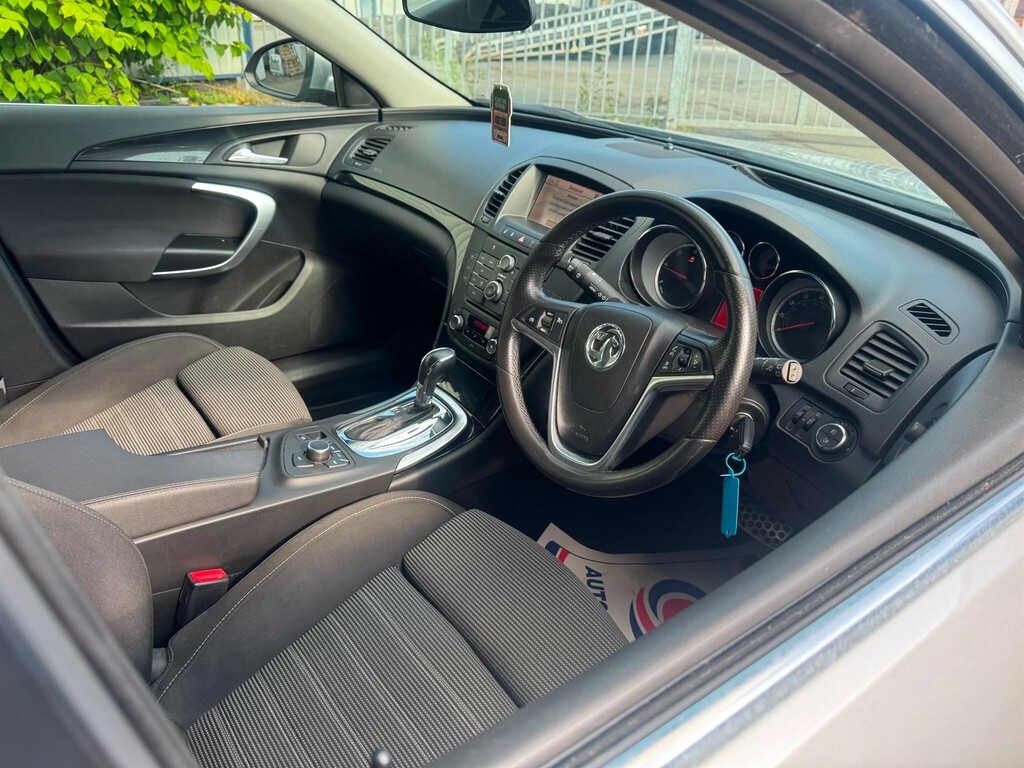 Vauxhall Insignia Sri Nav Brown #31