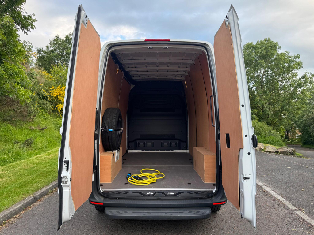 Mercedes-Benz eSprinter Progressive L2h2 Dc 80Kw 55Kw White #26