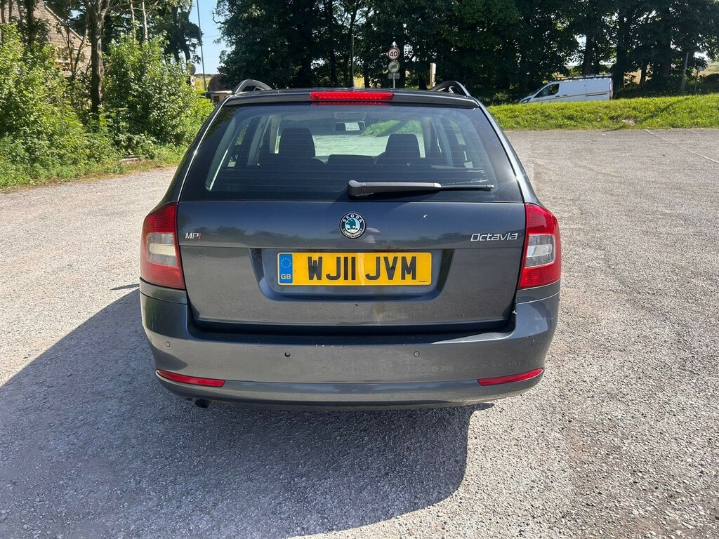 Skoda Octavia 1.6 Mpi Se Euro 5  #4