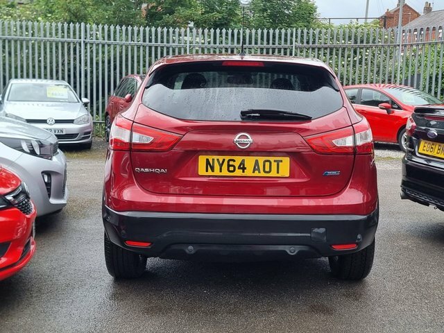 Nissan Qashqai 1.5 Dci Acenta Premium Suv 2Wd E NY64AOT Red #5