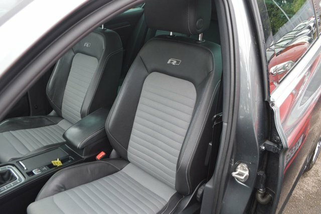 Volkswagen Passat 2L Gt Black #14