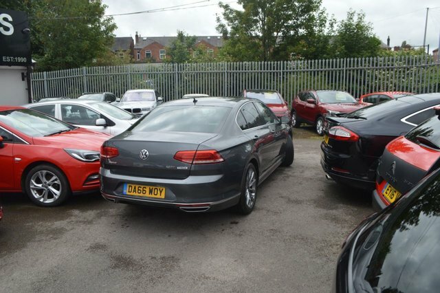 Volkswagen Passat 2.0 Tdi Bluemotion Tech R-line Saloon M Grey #3