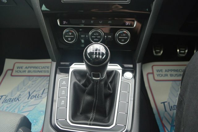 Volkswagen Passat 2L Gt Black #12