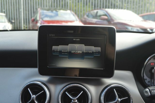 Mercedes-Benz CLA Class 250 Engineered By Amg 4Matic Tip White #12