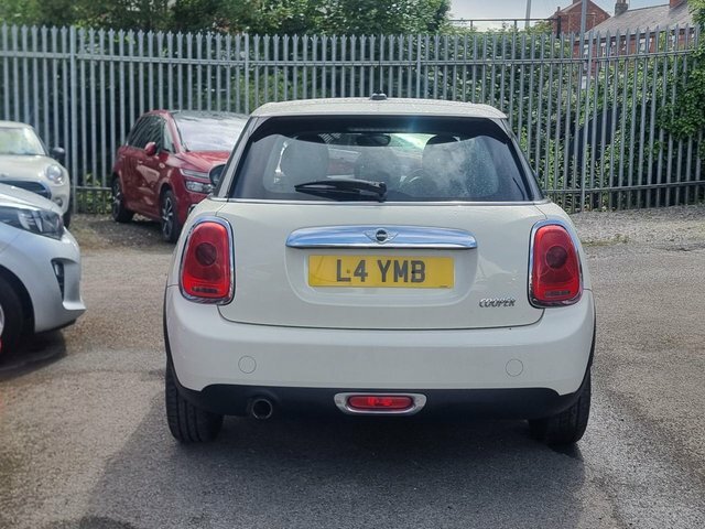 Mini Hatch 1.5 Cooper Hatchback Euro 6 S S L4YMB White #5