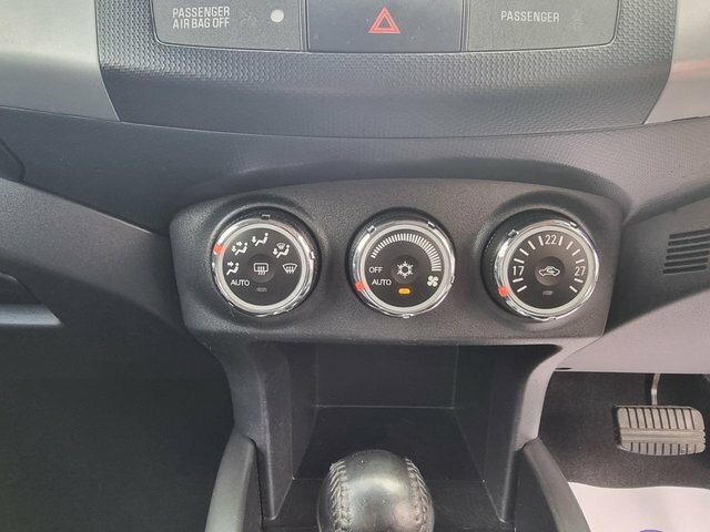 Mitsubishi Outlander 2.2 Di-d Gx3 Sst 4Wd Euro 5 Red #13