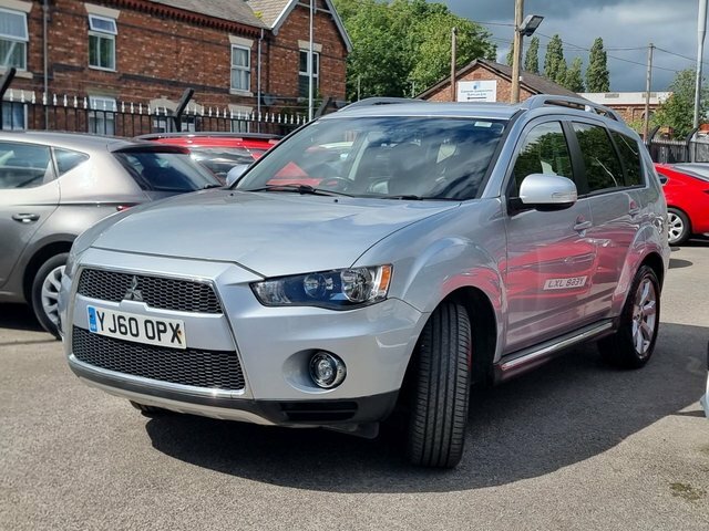 Mitsubishi Outlander 2.2 Di-d Juro Suv 4Wd Euro 4 15 Silver #3