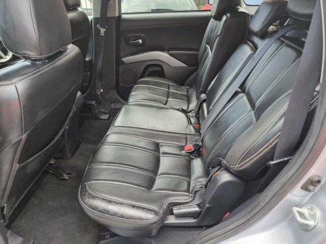Mitsubishi Outlander 2.2 Di-d Gx3 Sst 4Wd Euro 5 Red #25