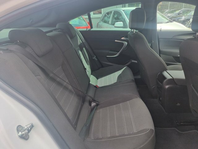 Vauxhall Insignia Hatchback Blue #19