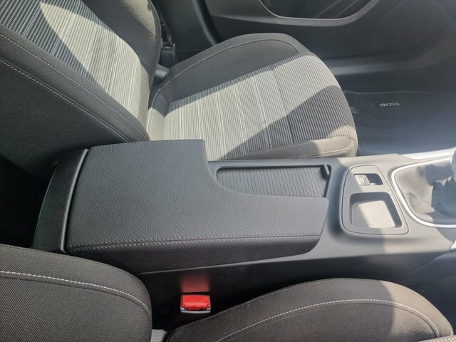Vauxhall Insignia Hatchback Blue #11
