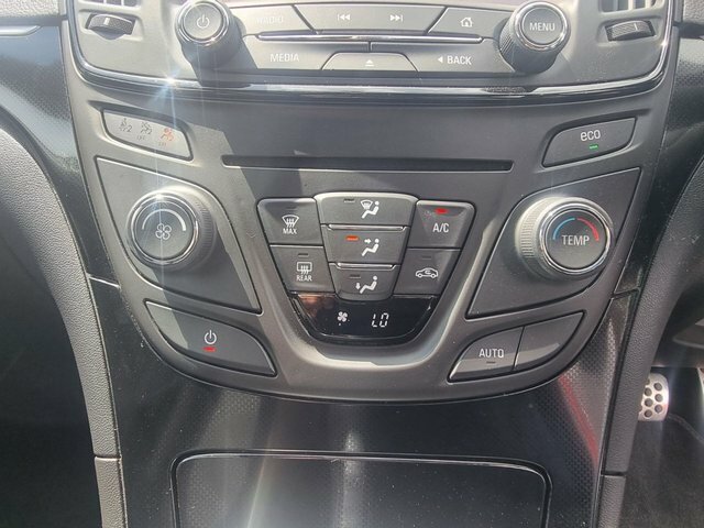 Vauxhall Insignia Hatchback Blue #10