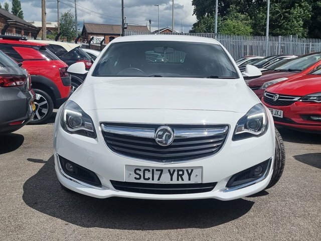 Vauxhall Insignia 1.6 Cdti Sri VX Line Nav Hatchback Manu White #2