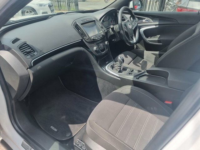 Vauxhall Insignia Hatchback Blue #23
