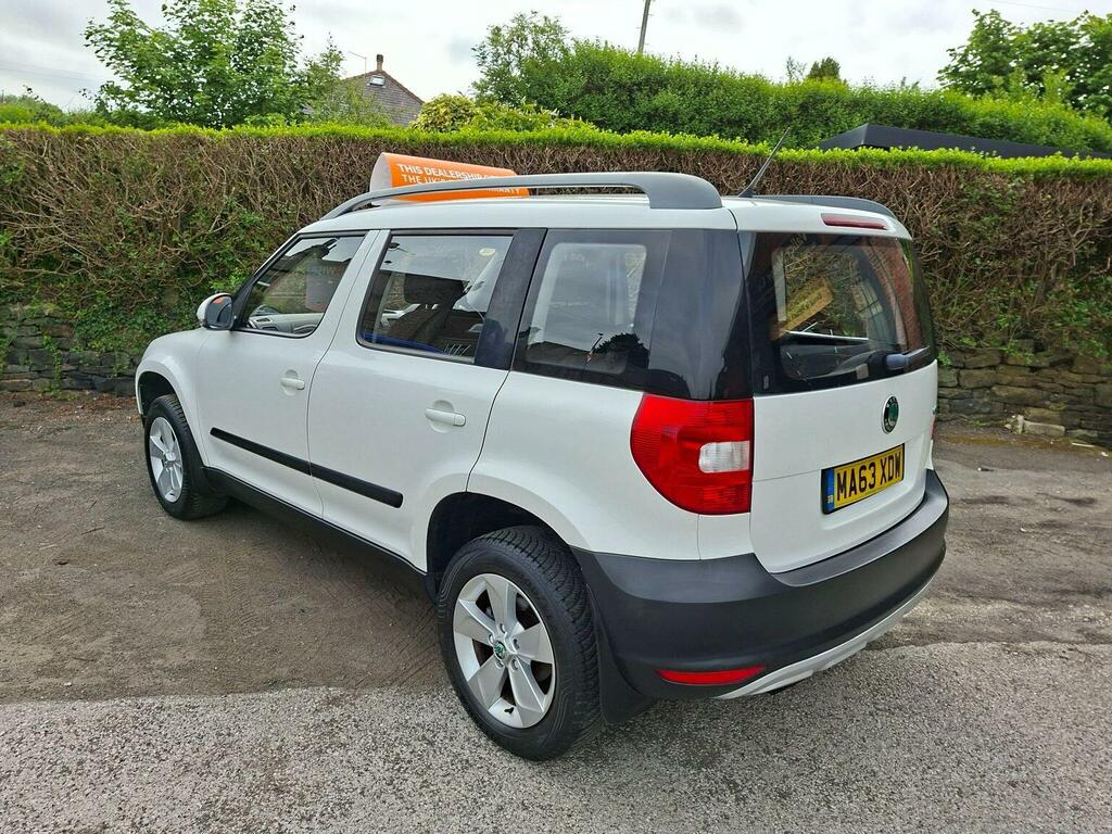Skoda Yeti Suv 1.2 Tsi S Euro 5 201363 White #3