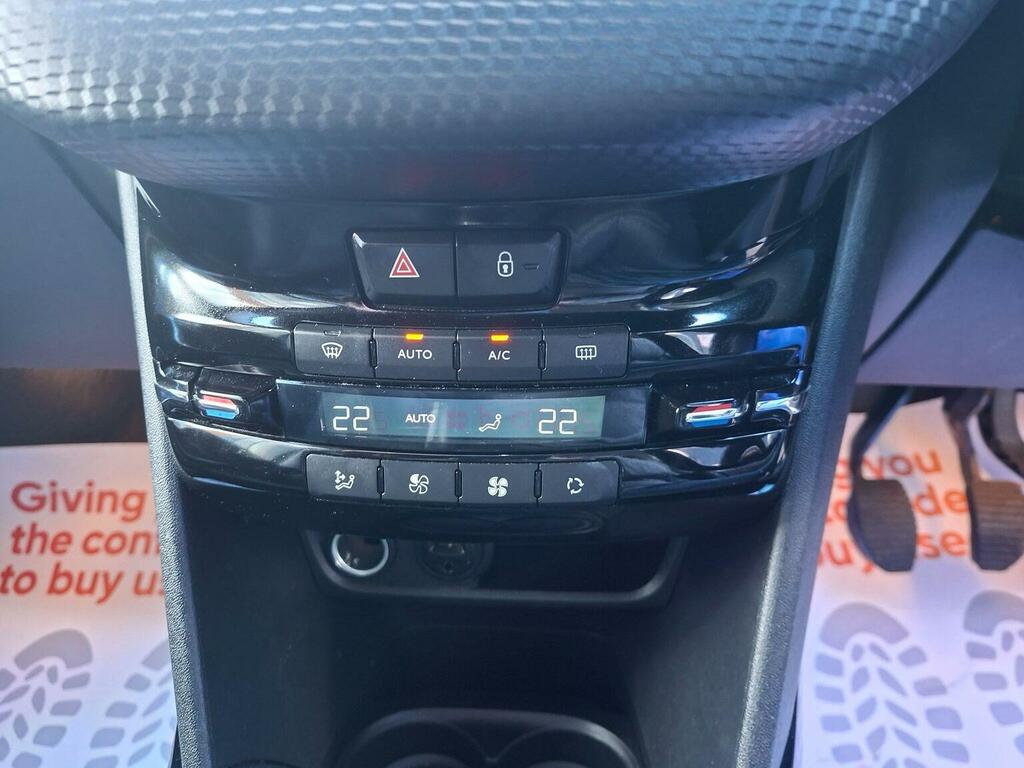 Peugeot 2008 Active Grey #20