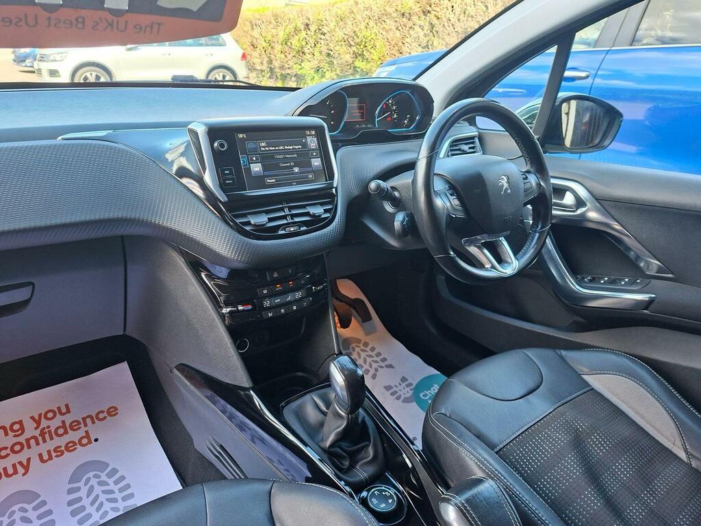 Peugeot 2008 Active Grey #10
