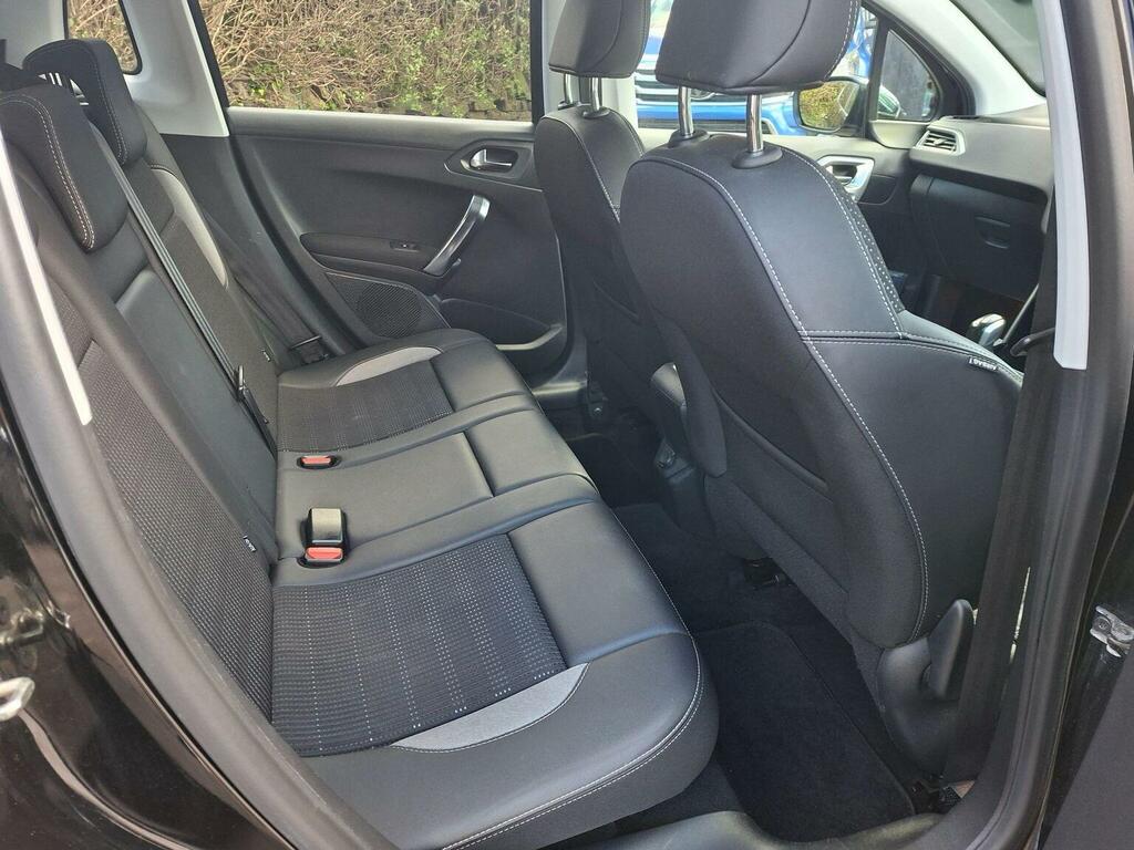 Peugeot 2008 Active Grey #16
