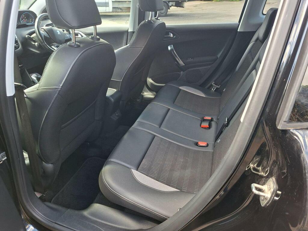 Peugeot 2008 Active Grey #15