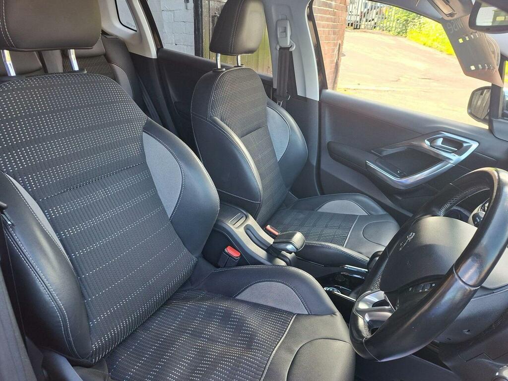 Peugeot 2008 Active Grey #11