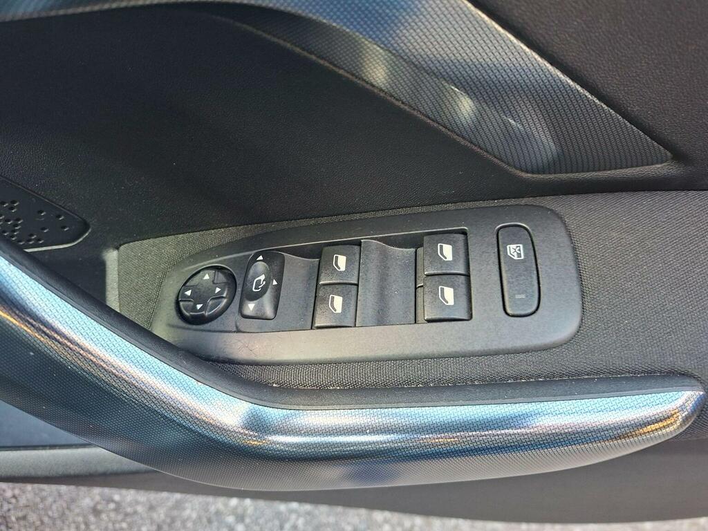Peugeot 2008 Active Grey #21
