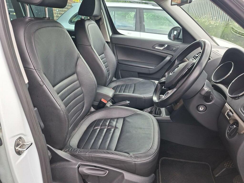 Skoda Yeti 1.6 Tdi Greenline II Elegance Outdoor Euro 5 Ss White #5