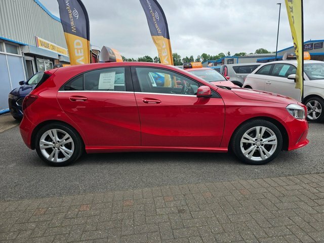 Mercedes-Benz A Class 2015 1.5 A180d Sport Executive Hatchback Die FV65OJJ Red #5