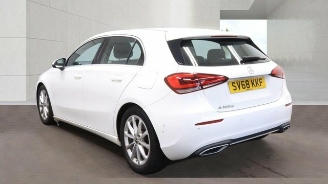 Mercedes-Benz A Class 2018 1.5 A180d Sport Executive Hatchback Die White #3