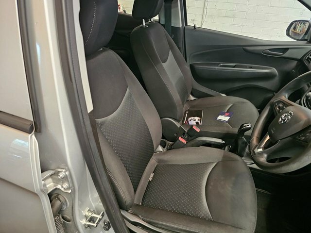 Vauxhall Viva 2016 1.0I Se Hatchback Euro 6 A Silver #4