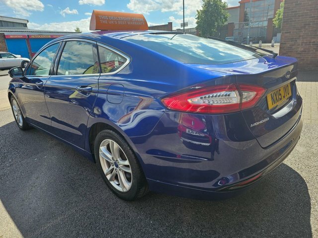 Ford Mondeo 2015 2.0 Tdci Titanium Hatchback Blue #3