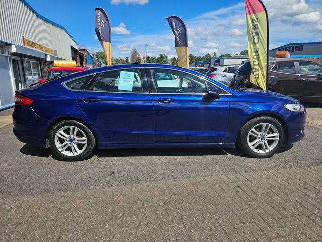 Ford Mondeo 2015 2.0 Tdci Titanium Hatchback Blue #5