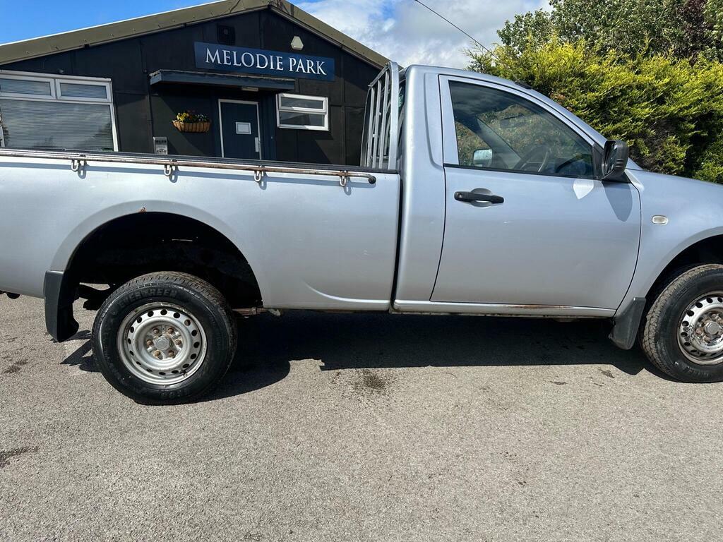 Mitsubishi L200 2.5 Di-d Trojan 2013 White #11