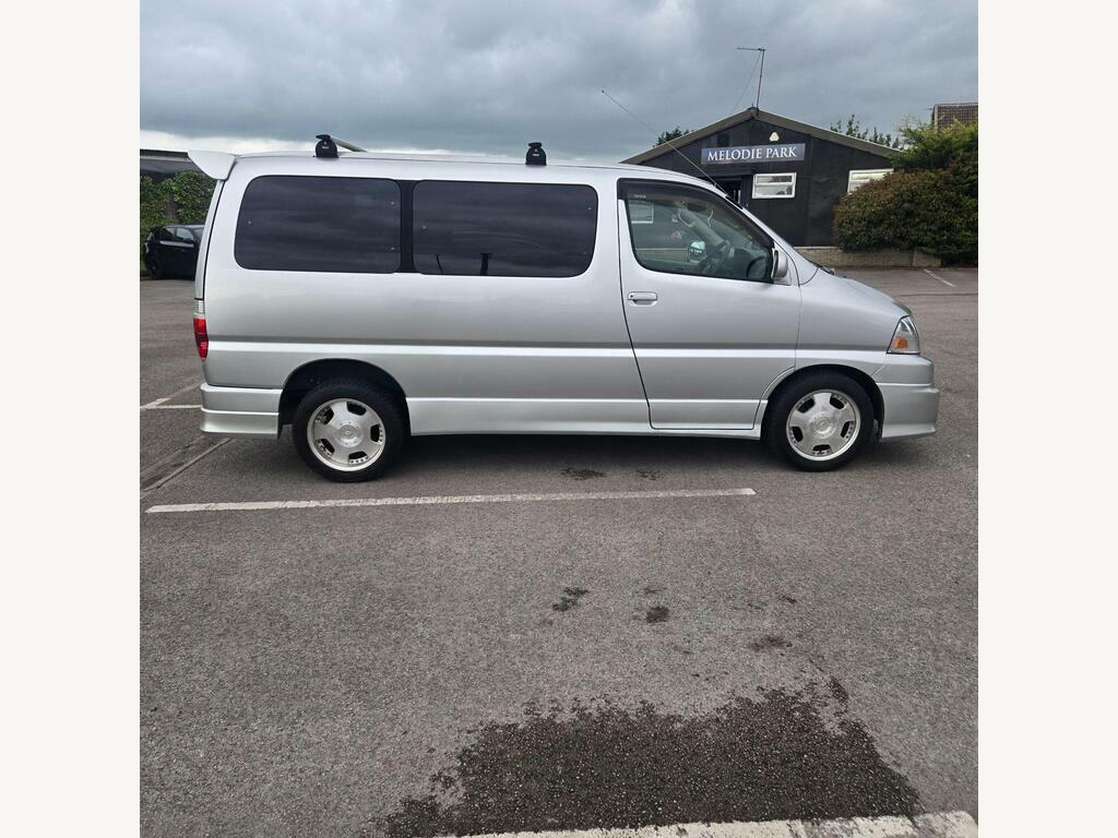 Toyota HiAce Grand Hi Ace 3.4 Silver #4