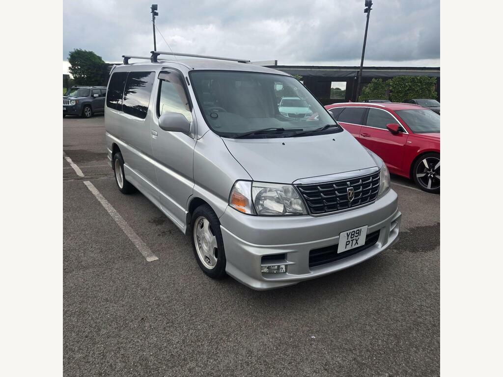Toyota HiAce Grand Hi Ace 3.4 Silver