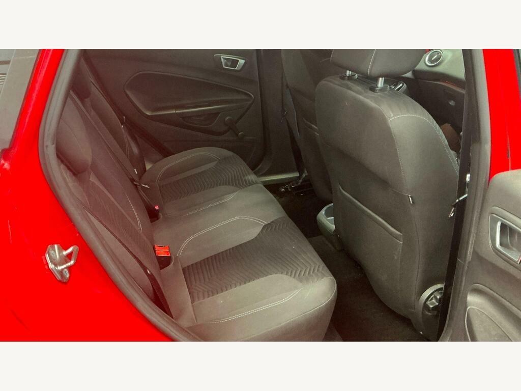 Ford Fiesta Hatchback 1.4 Zetec 201362 Silver #10