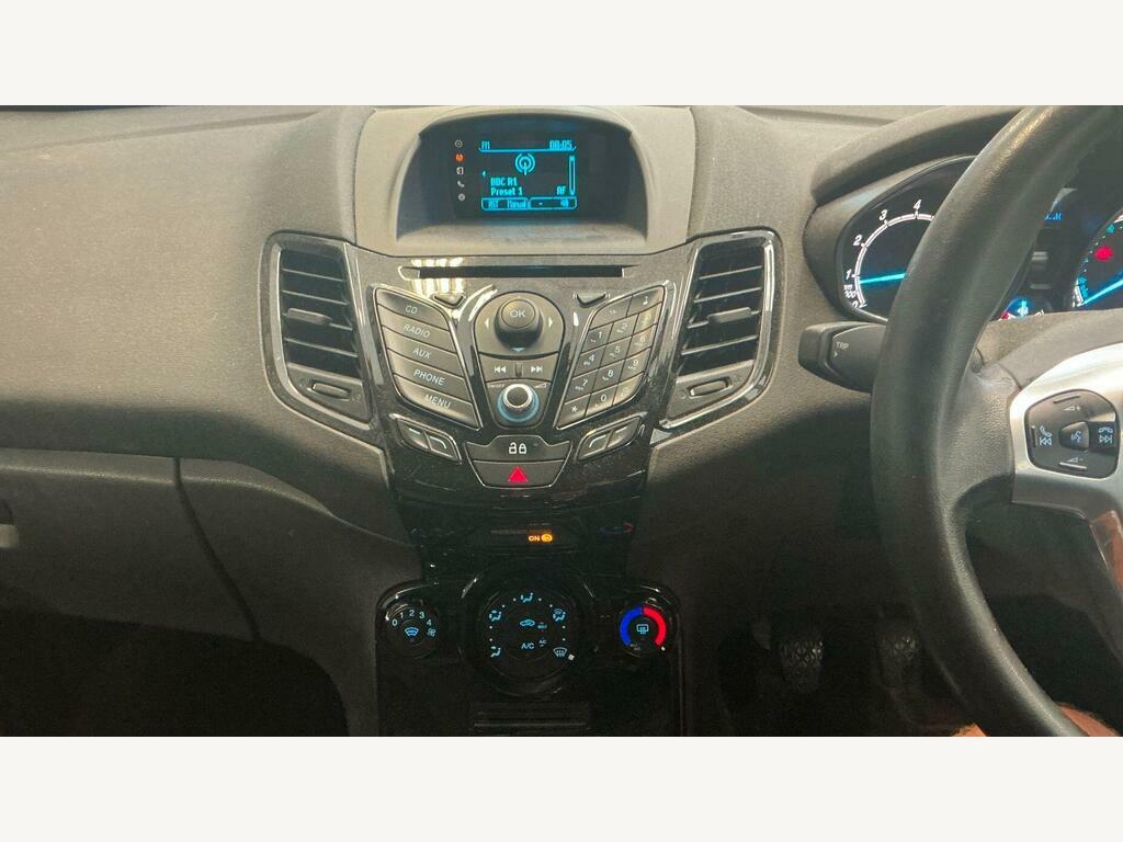 Ford Fiesta Hatchback 1.4 Zetec 201362 Silver #12