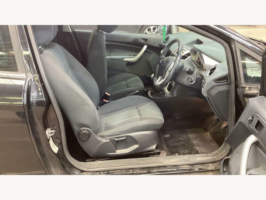 Ford Fiesta 1.4 Zetec Black #2