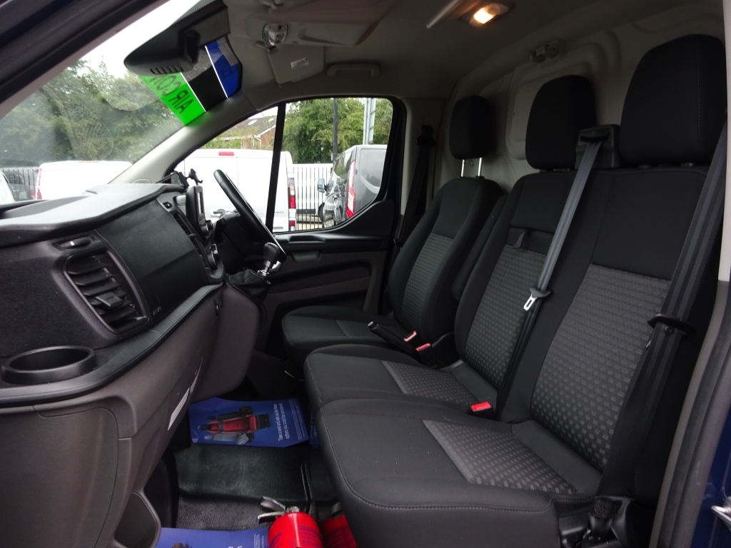 Ford Transit Custom 2.0 350 Ecoblue White #10
