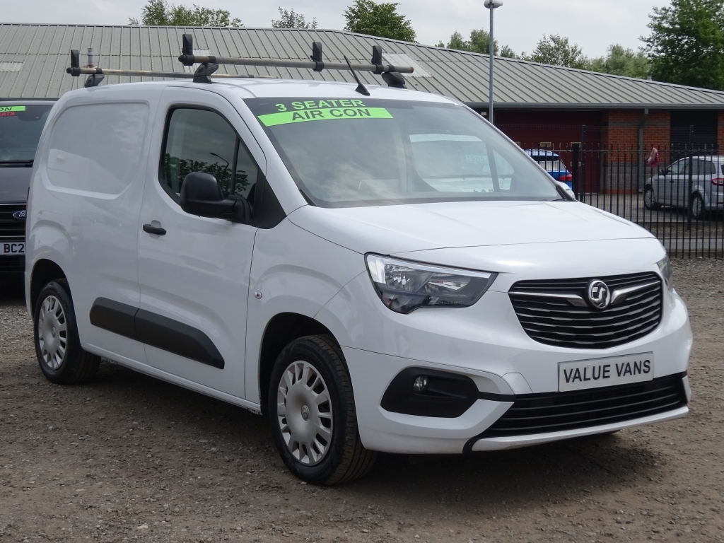 Vauxhall Combo Cargo Sportive 1.5 White #4