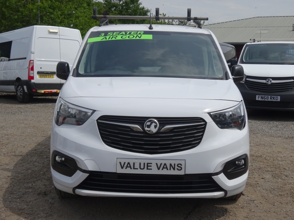 Vauxhall Combo Cargo Sportive 1.5 White #2