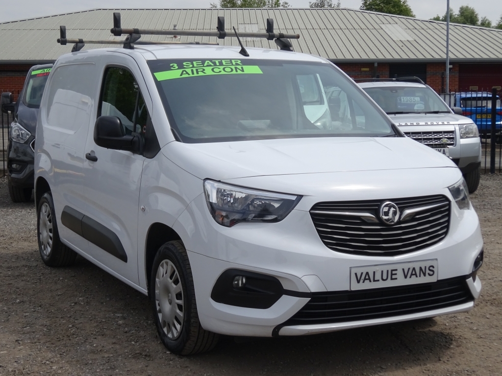 Vauxhall Combo Cargo Sportive 1.5 White