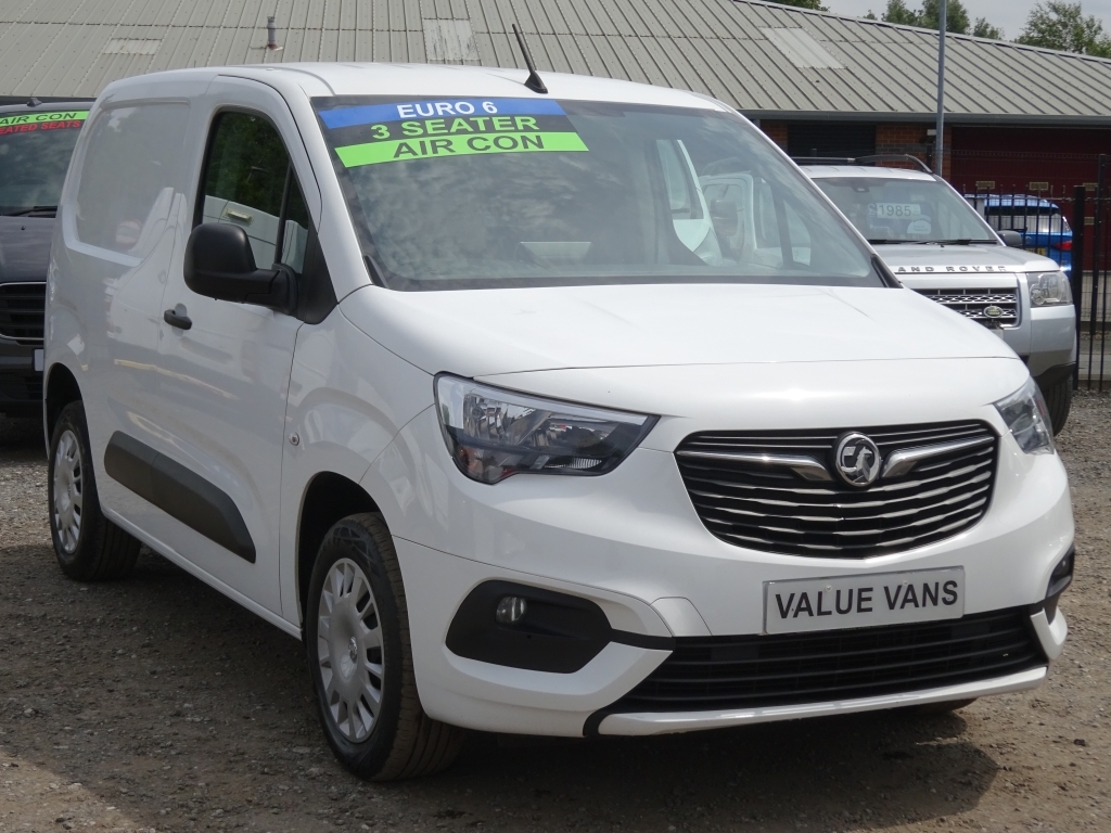 Vauxhall Combo Cargo Sportive 1.5 White #4
