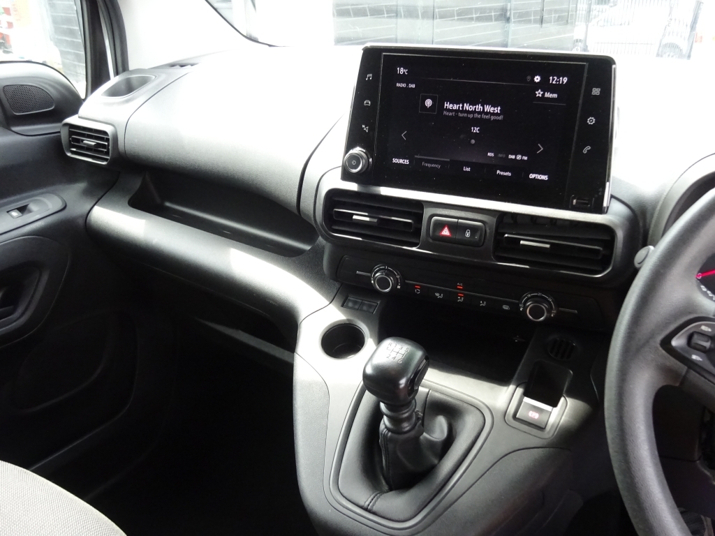 Vauxhall Combo 1.5 Turbo D Se Estate Brown #9