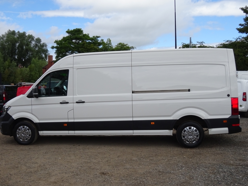 Volkswagen Crafter 2.0Tdi 140Pseu6dt-e Cr35 Mwb Trendline White #18