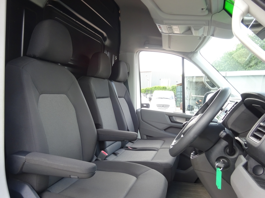Volkswagen Crafter 2.0Tdi 140Pseu6dt-e Cr35 Mwb Trendline White #11